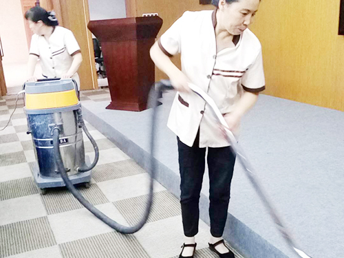 地板養(yǎng)護(hù)：地?zé)岬匕邃佈b、保養(yǎng)中常見的問題